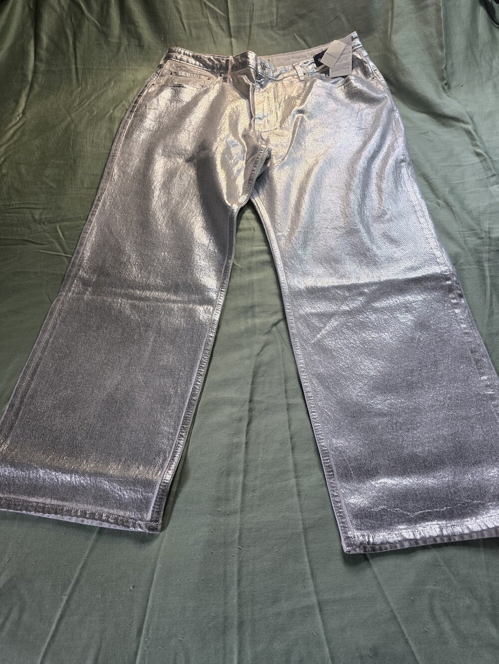 Abercrombie & Fitch Women High Rise 90s Relaxed Jeans Metallic Silver Size 18R